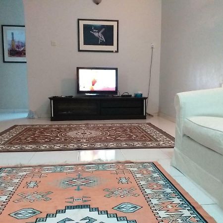 Assalam Homestay เซริอิสกันดาร์ ภายนอก รูปภาพ